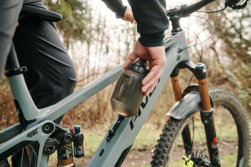 Fidlock TWIST Drikkeflaske 550ml kompakt + Sykkelbase