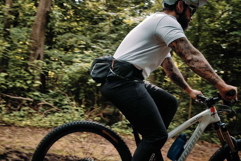 Fidlock  Drikkebelte HIP BELT med Drikkeposesystem