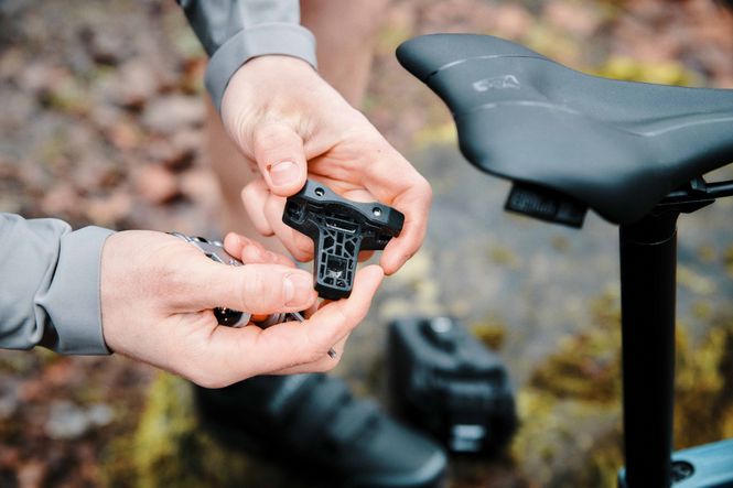Hovedbilde Fidlock PINCLIP Salbunn til sykkel